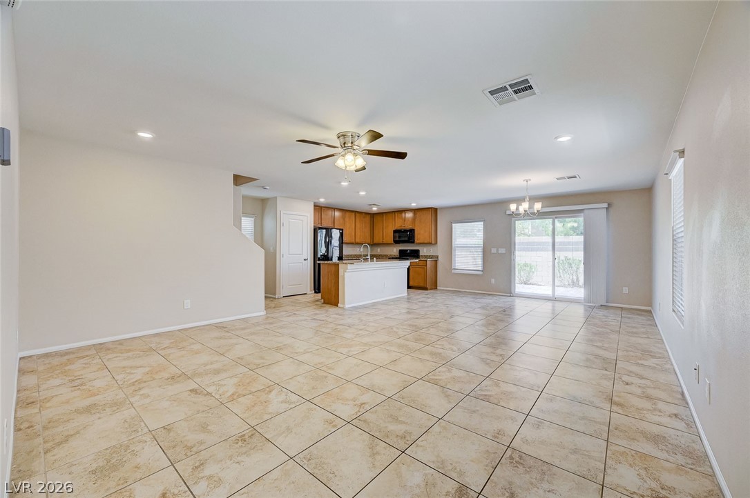 9228 Harbin Avenue Property Photo 4