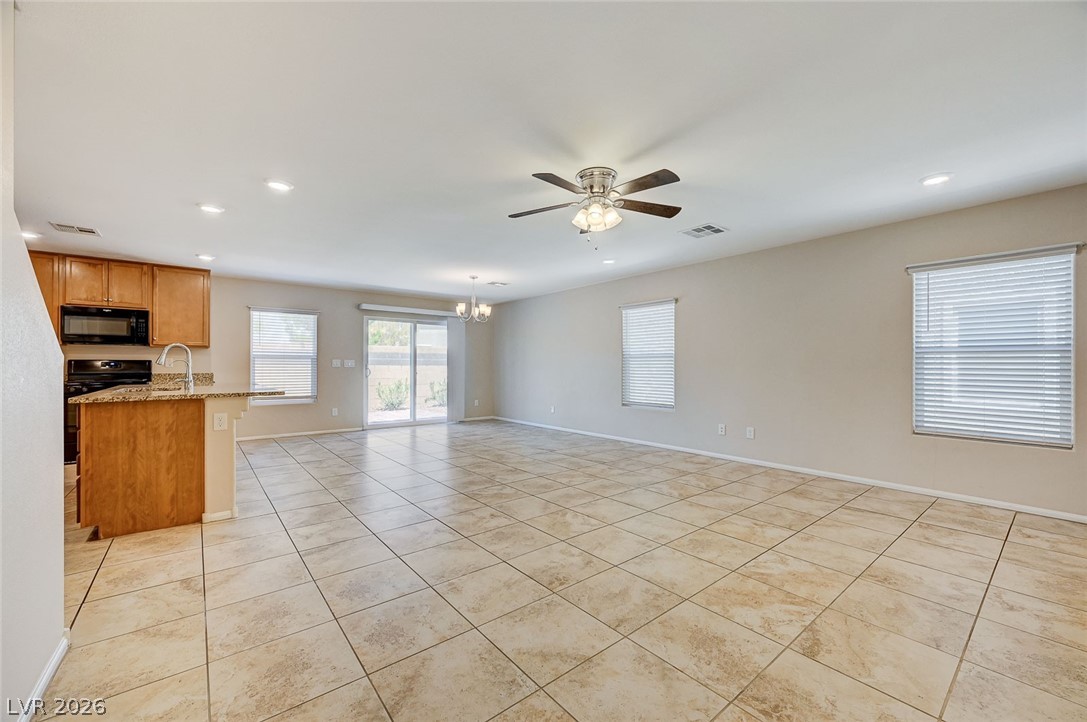 9228 Harbin Avenue Property Photo 7