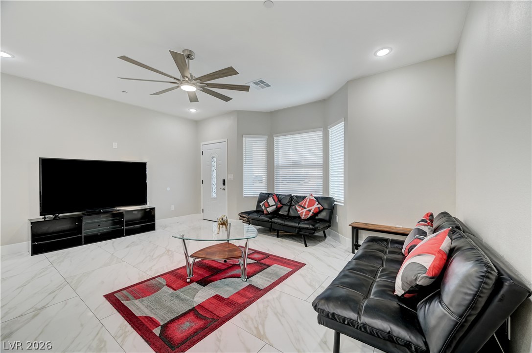 6132 Glacier Avenue Property Photo 18