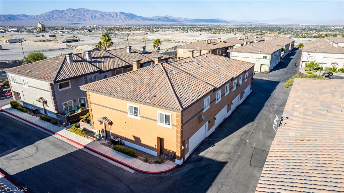 10514 Gold Shadow Avenue Property Photo 39