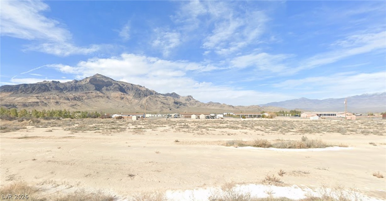 3240 Silver Sage Drive Property Photo 2