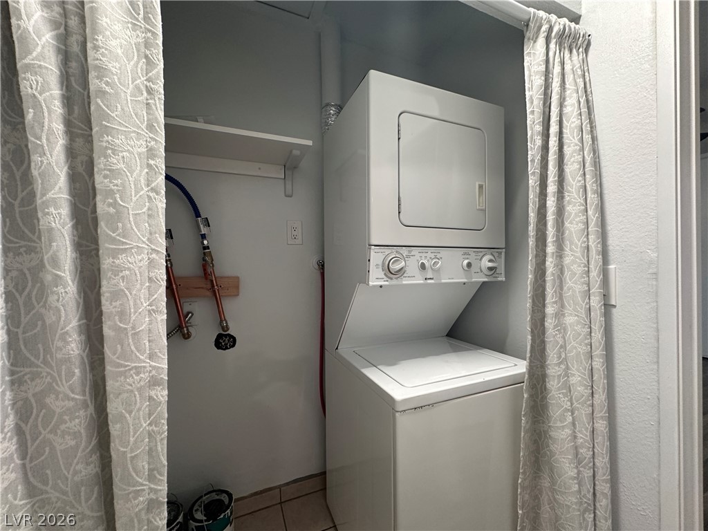 5117 Greene Lane D Property Photo 9