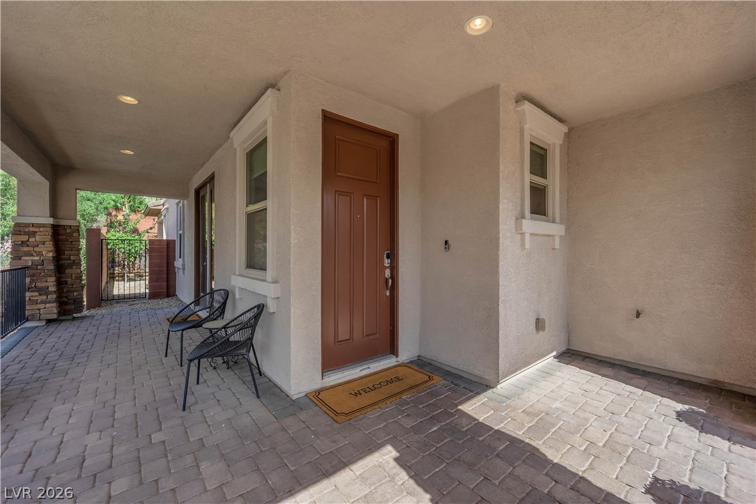 5401 Alden Glen Drive Property Photo 3