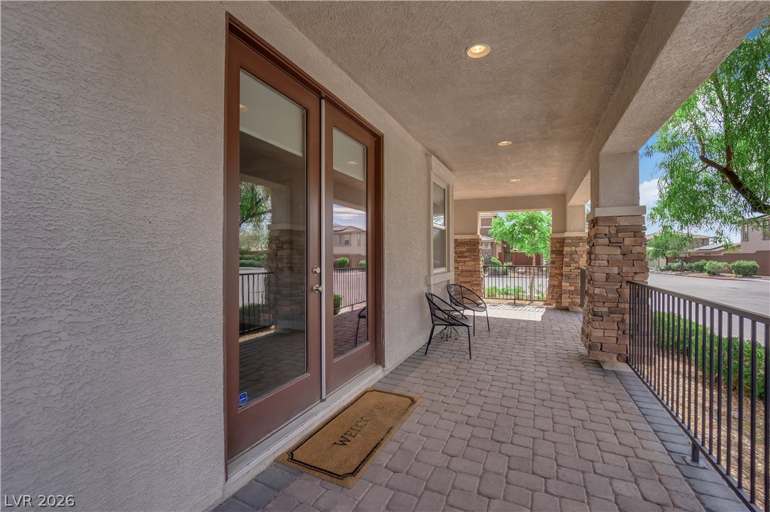 5401 Alden Glen Drive Property Photo 4