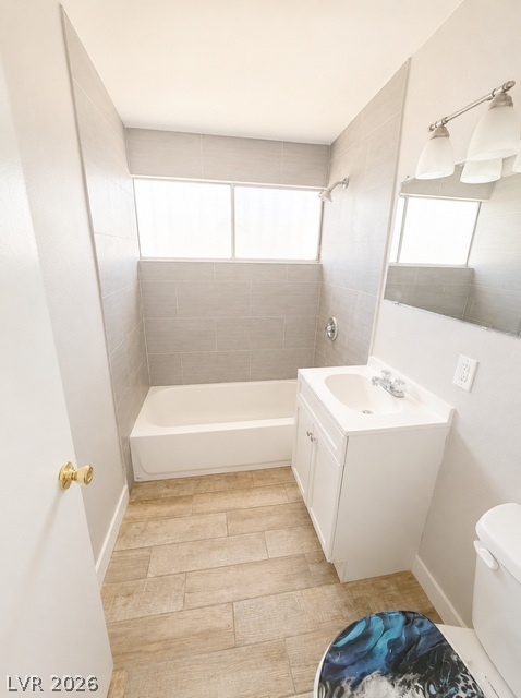 2728 Armor Street Property Photo 8
