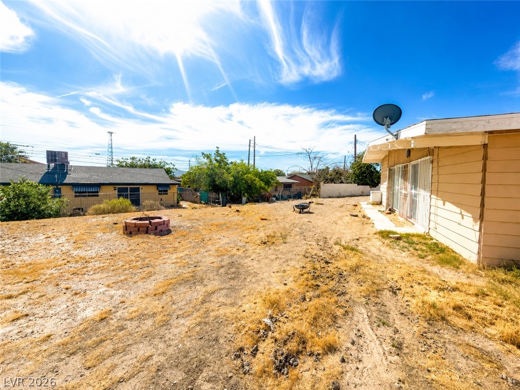 2728 Armor Street Property Photo 14