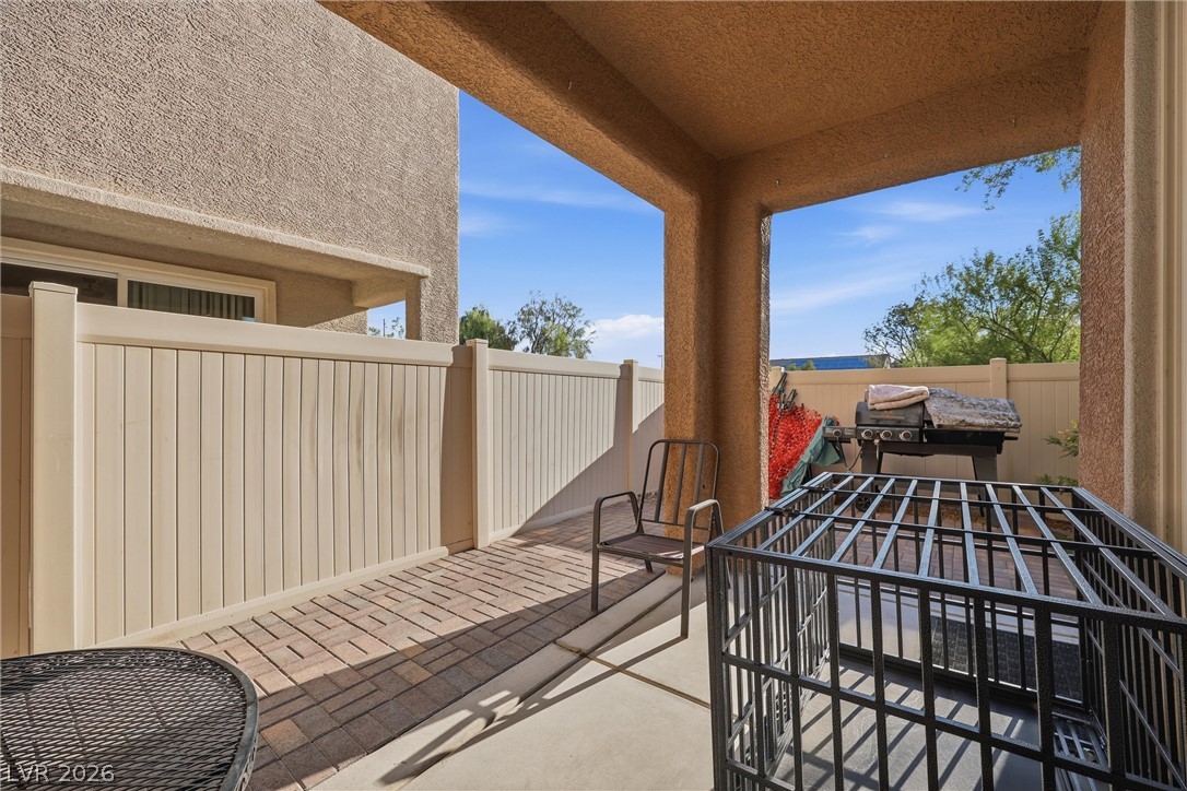 7057 Millers Run Street Property Photo 5
