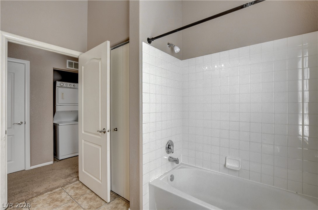 3361 Indian Shadow Street 202 Property Photo 3