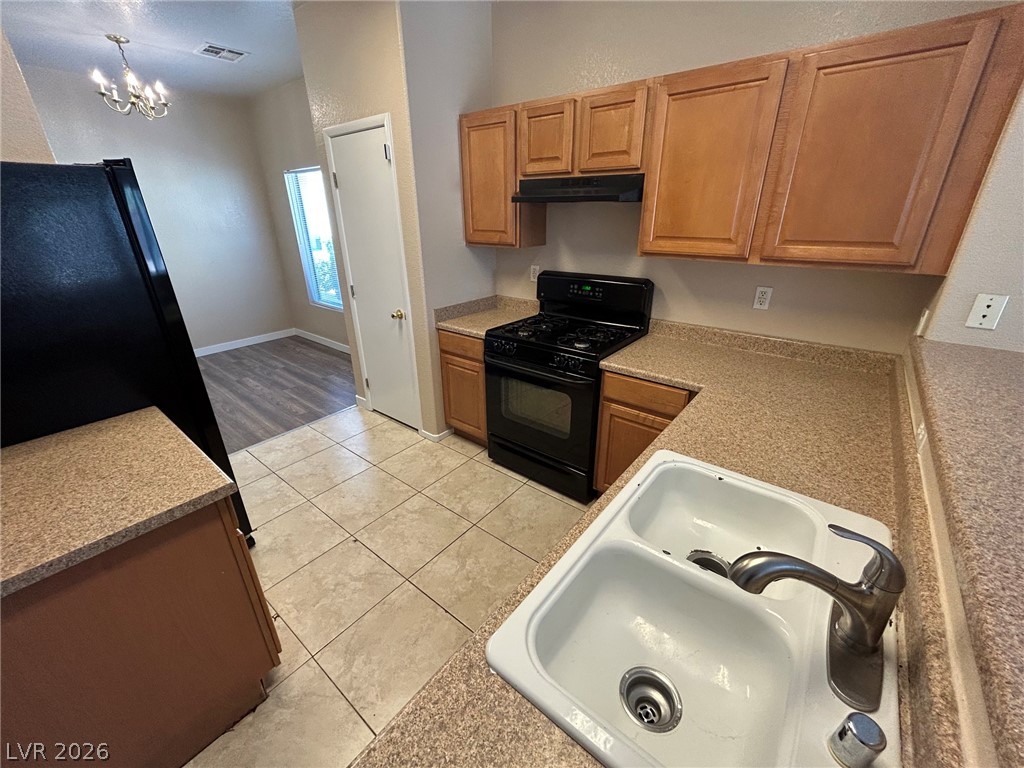 1611 Lefty Garcia Way Property Photo 10