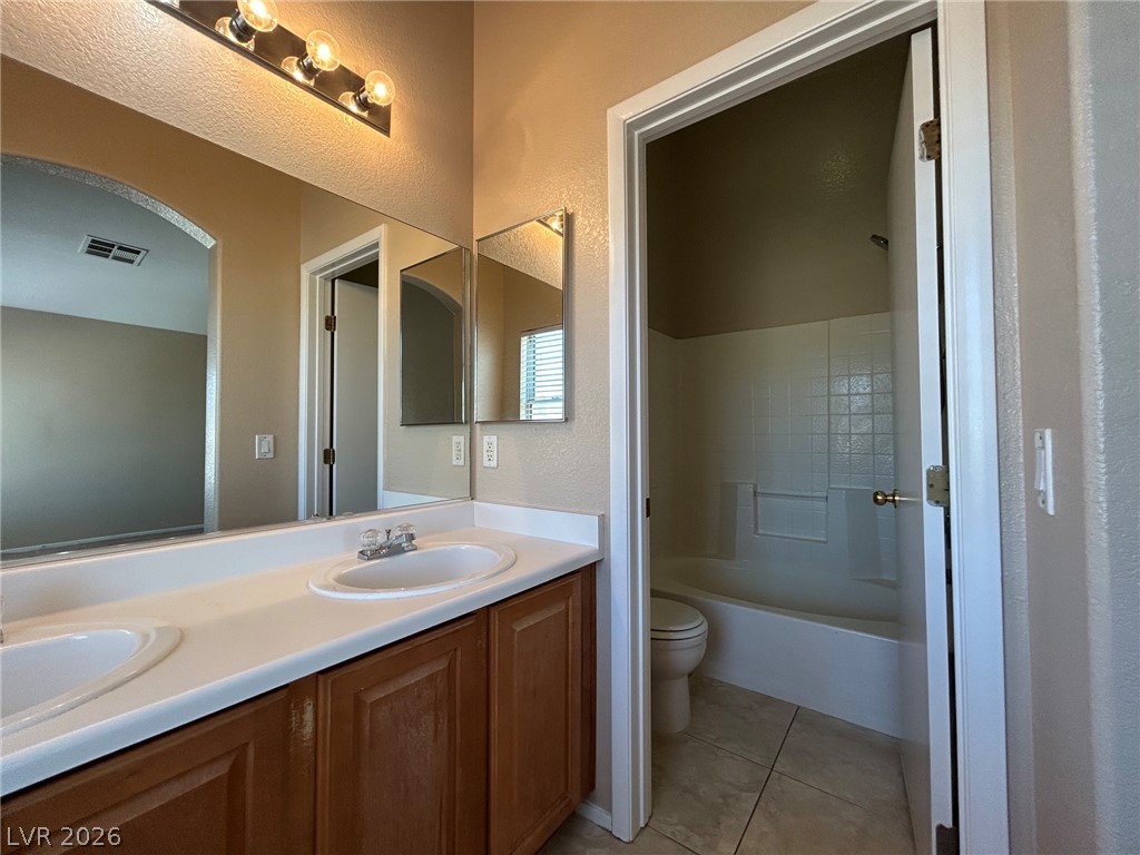 1611 Lefty Garcia Way Property Photo 27