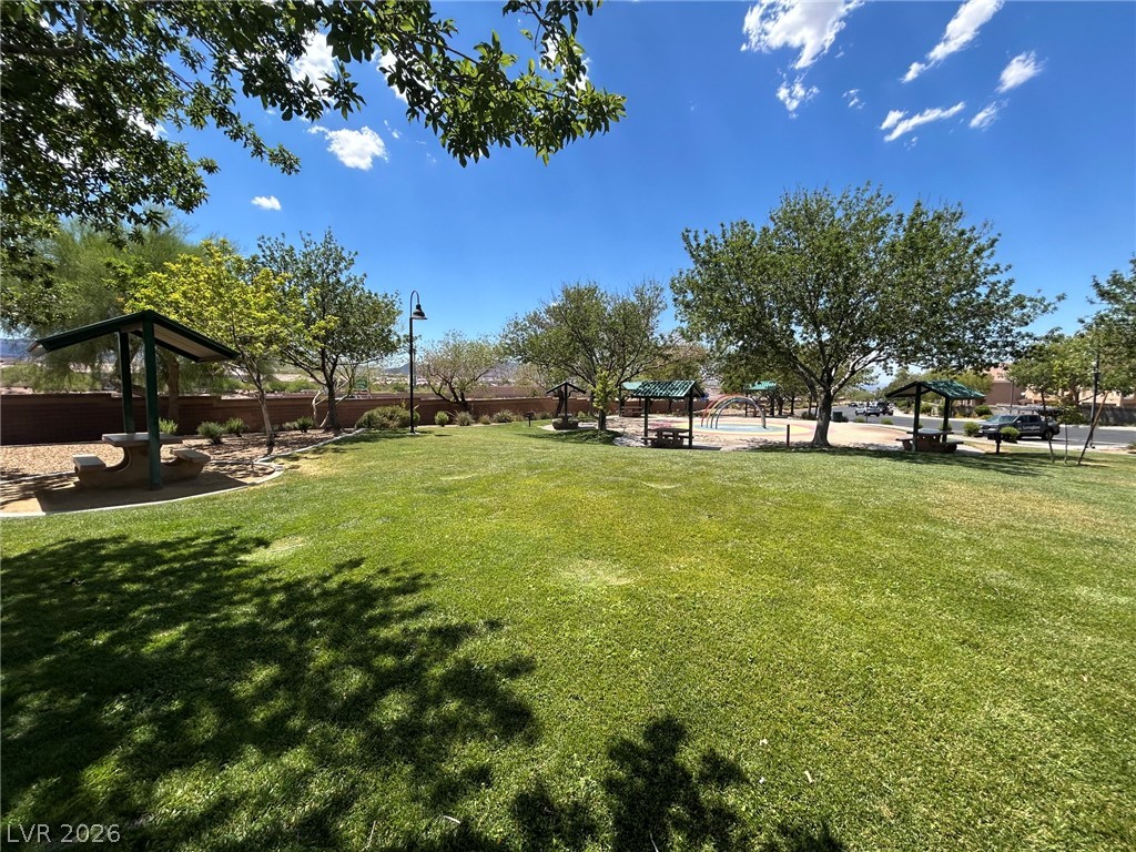 1611 Lefty Garcia Way Property Photo 35