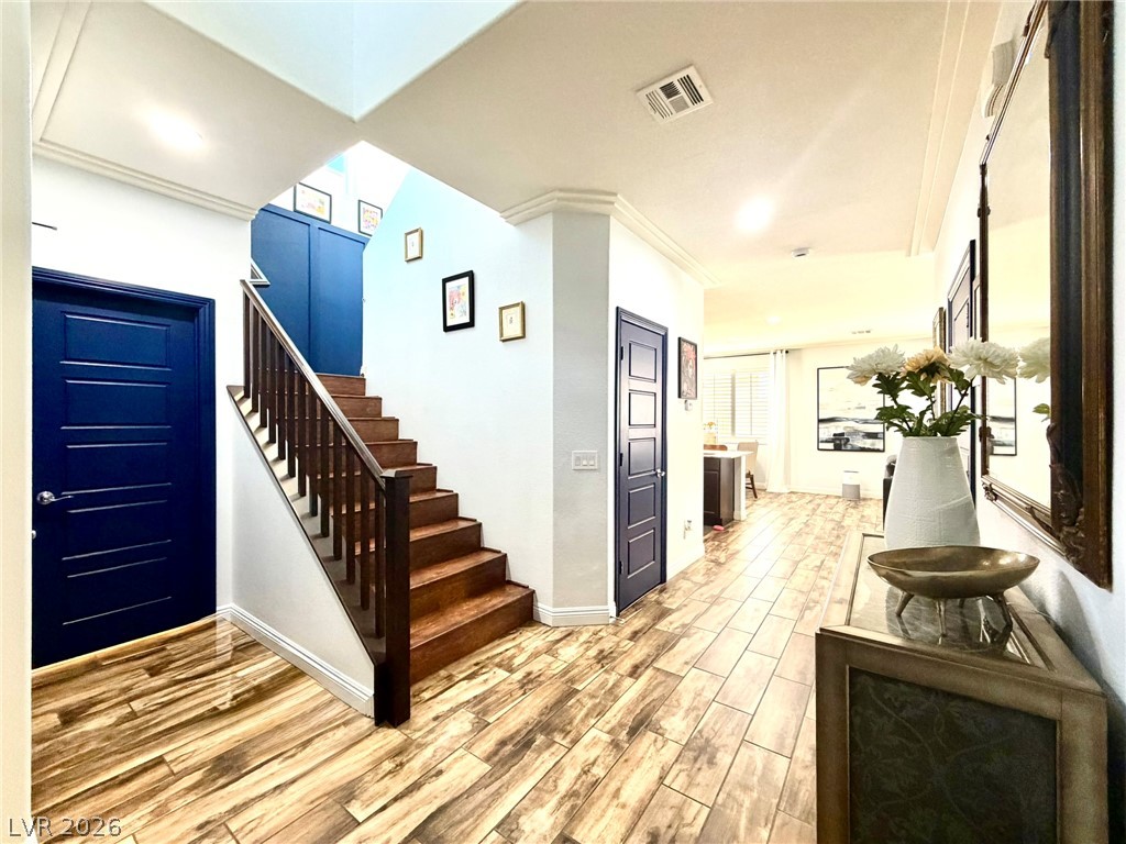7170 Steubling Glen Street Property Photo 4