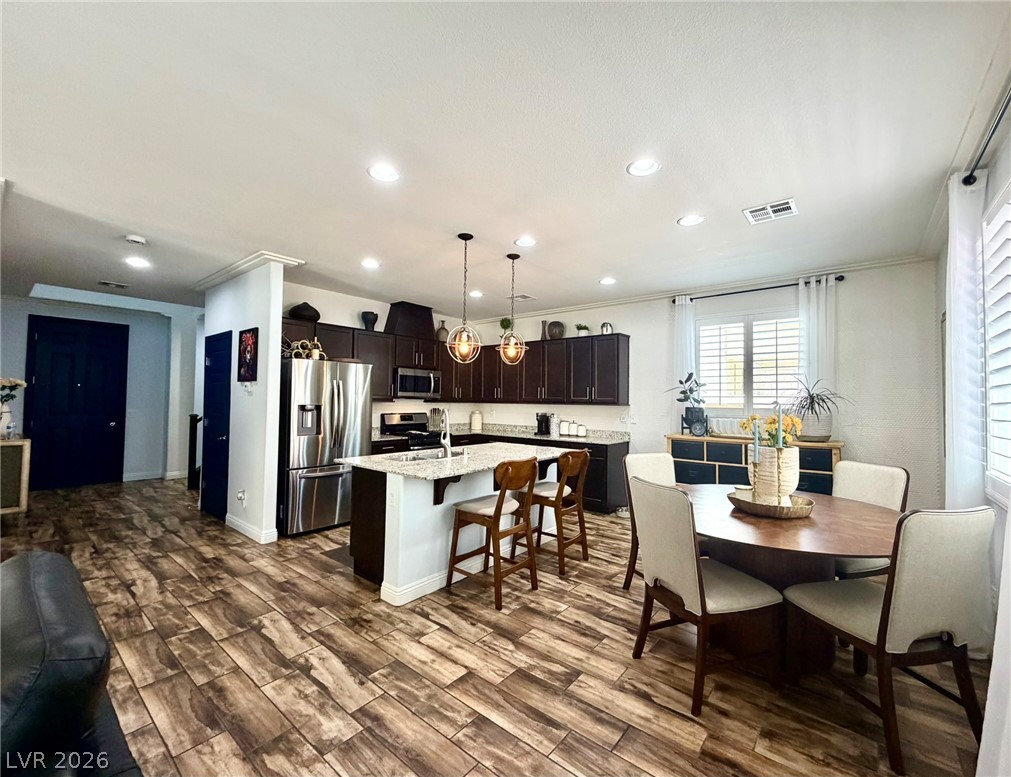 7170 Steubling Glen Street Property Photo 11
