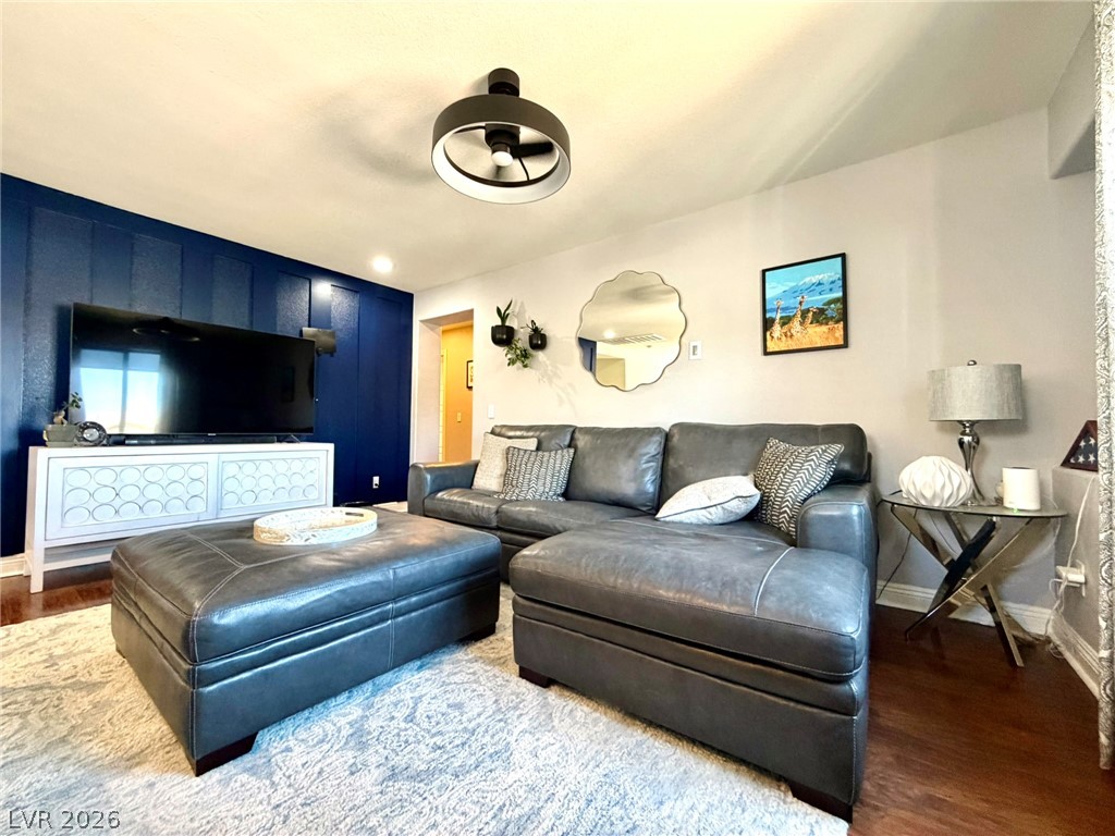 7170 Steubling Glen Street Property Photo 23