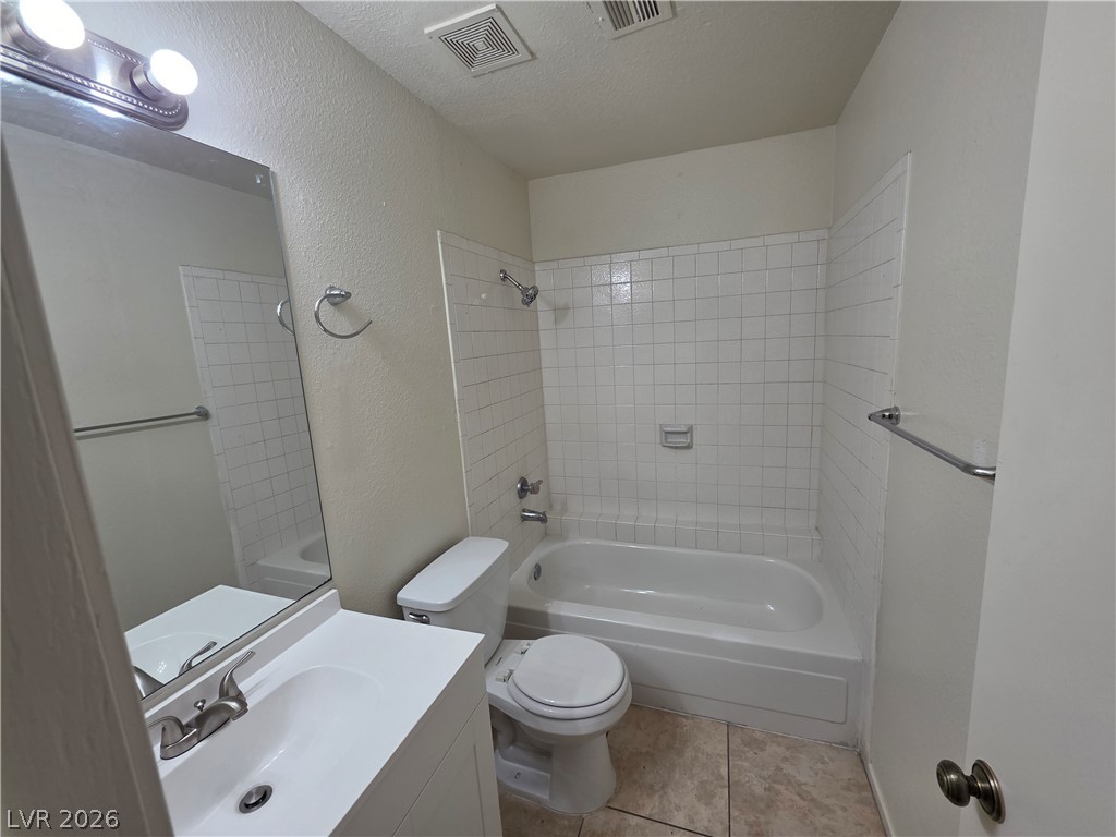 4300 Lamont Street 232 Property Photo 9
