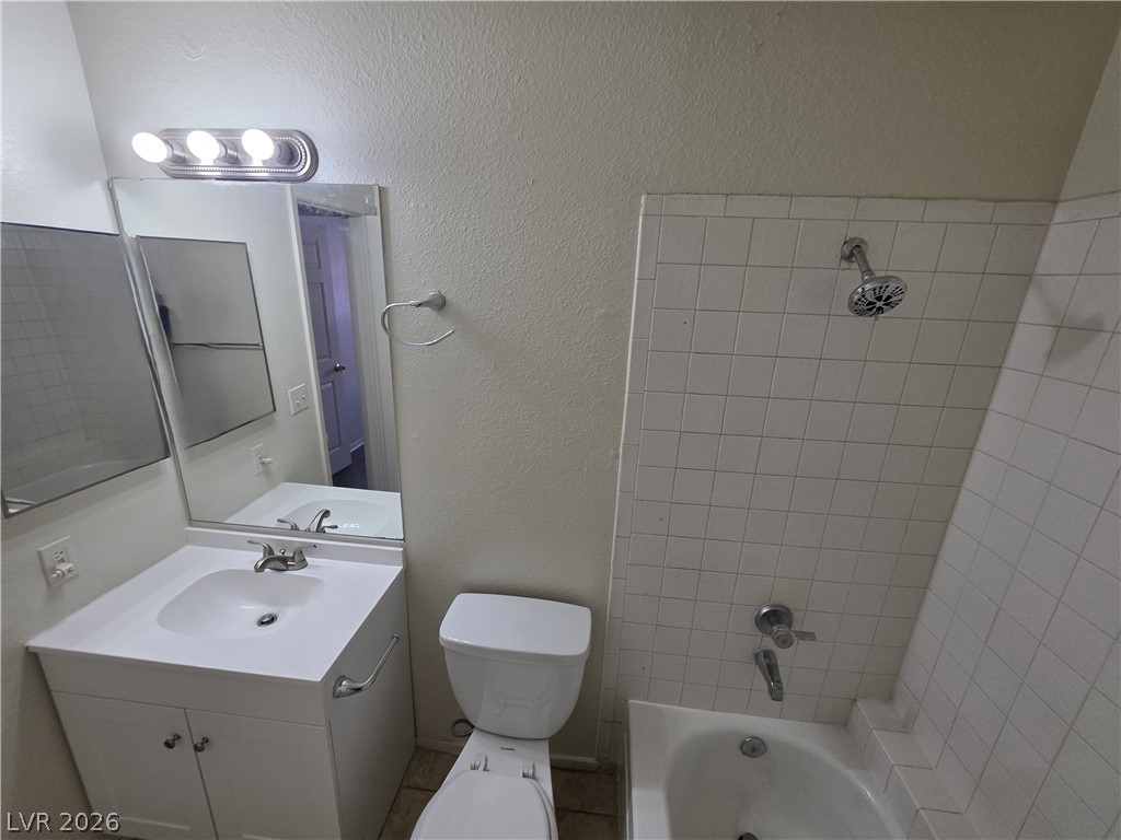 4300 Lamont Street 232 Property Photo 11