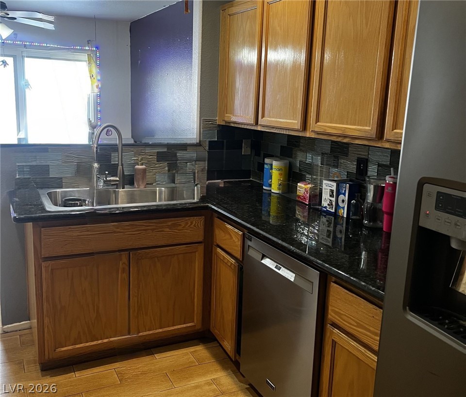 5012 Sublight Avenue Property Photo 16