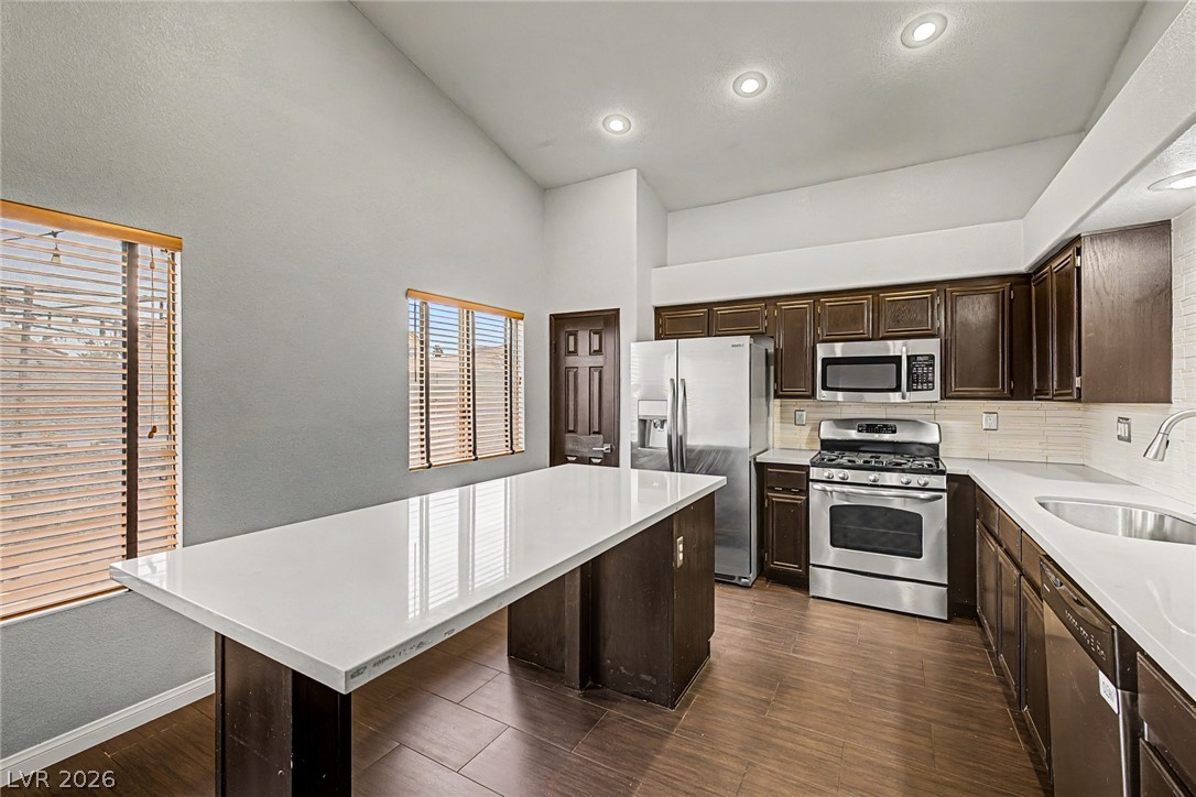 9329 Mountain Rise Avenue Property Photo 12