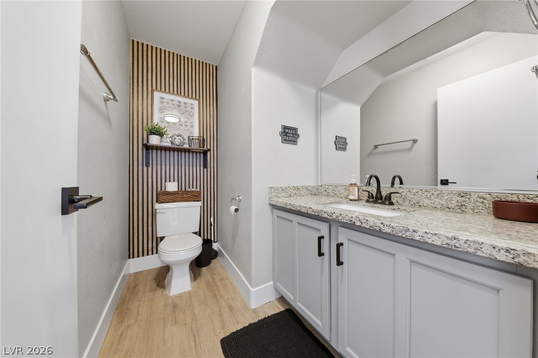 9825 Via Delores Avenue Property Photo 8
