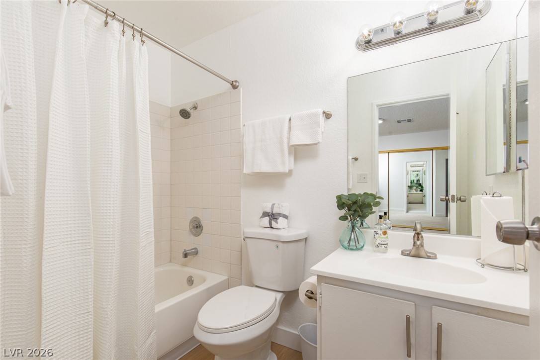 449 North Lamb Boulevard G Property Photo 6