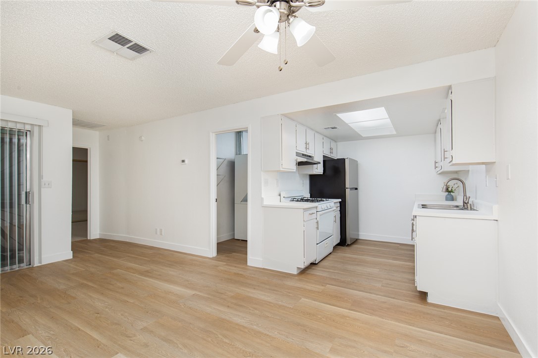 449 North Lamb Boulevard G Property Photo 13