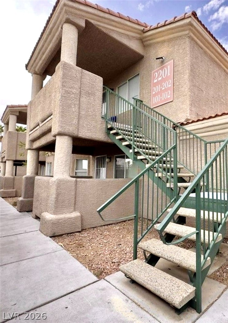 2201 James Bilbray Drive Property Photo 4