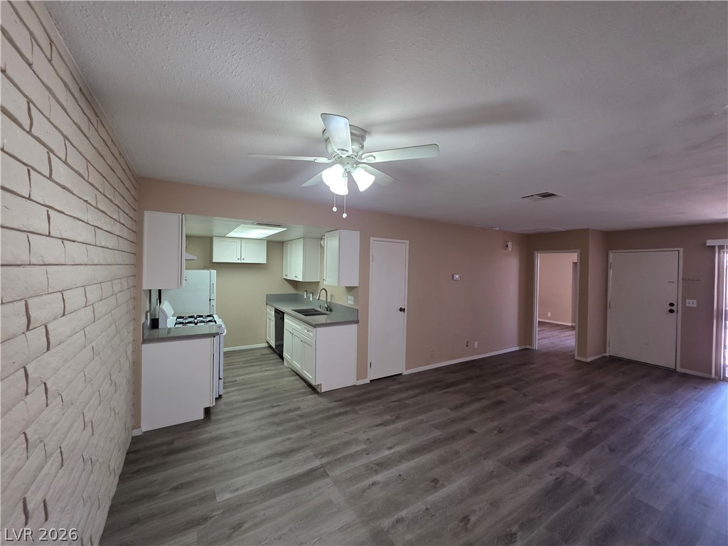 3009 Saint George Street F Property Photo 23