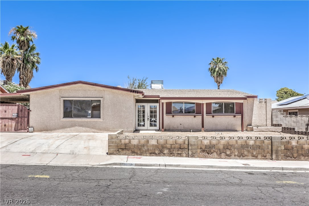 4462 Newton Drive Property Photo 1