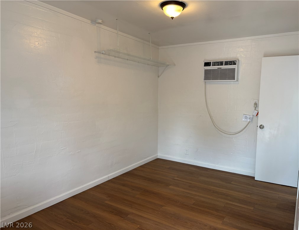2125 Elm Avenue 2 Property Photo 2