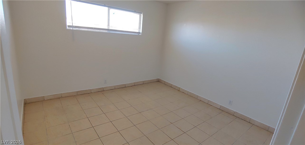 5240 Pebble Beach Boulevard C Property Photo 16