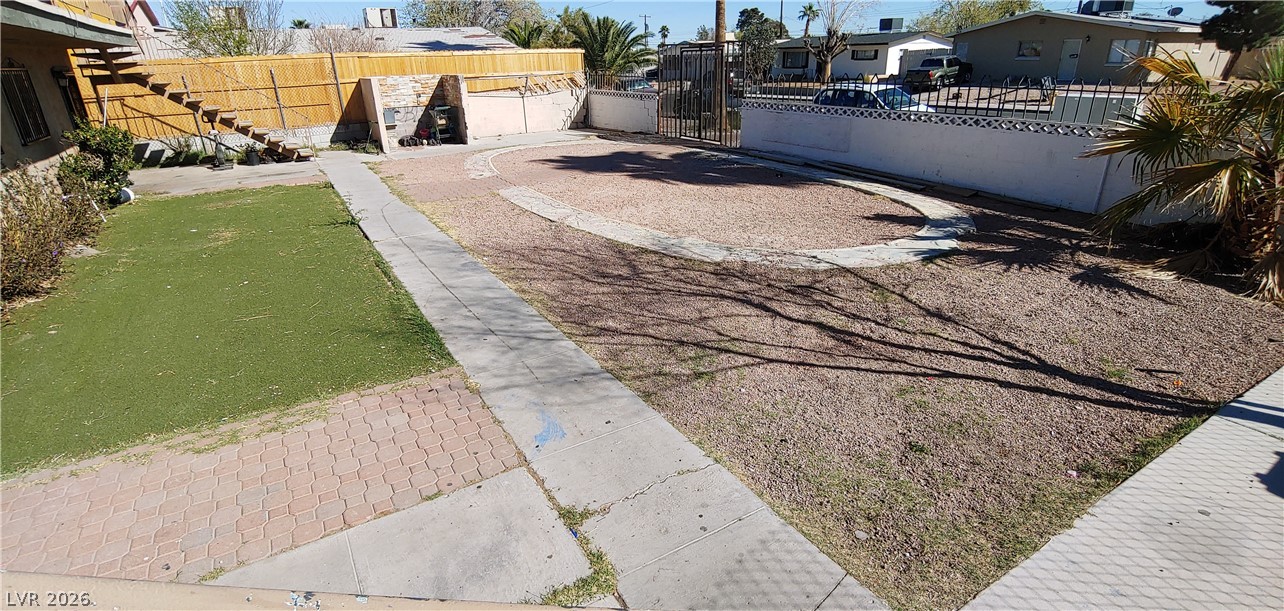 5240 Pebble Beach Boulevard C Property Photo 18