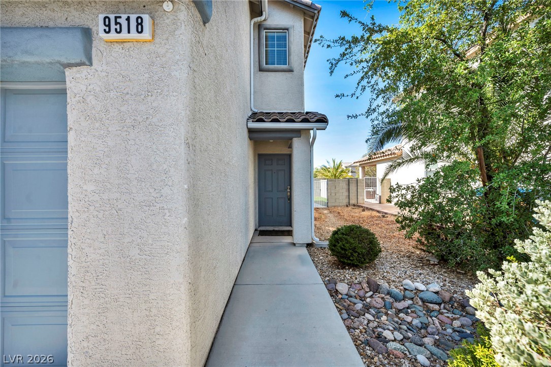 9518 West Martin Avenue Property Photo 4