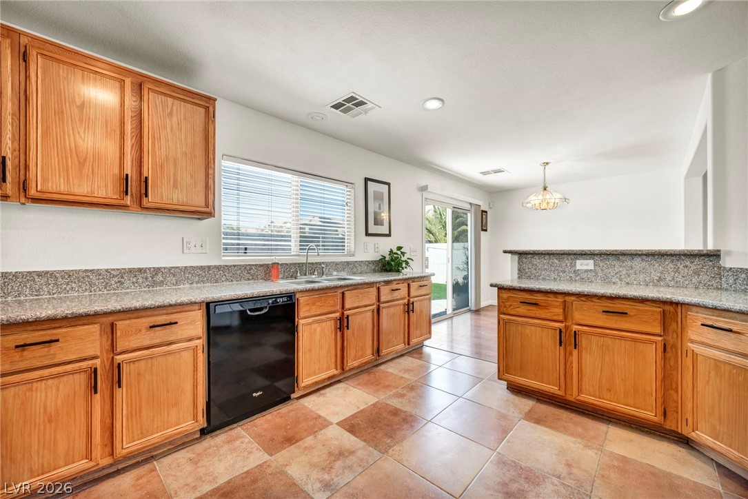 9518 West Martin Avenue Property Photo 15