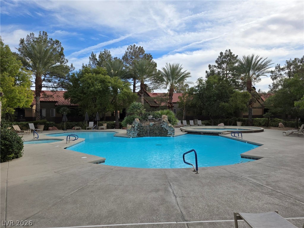 2200 South Fort Apache Road 2023 Property Photo 15