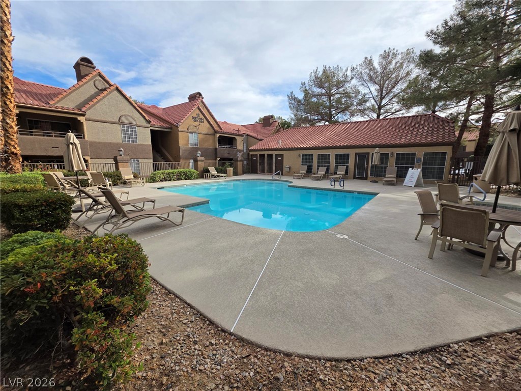 2200 South Fort Apache Road 2023 Property Photo 26