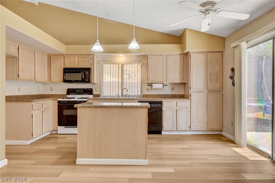811 Rio Poco Court Property Photo 15