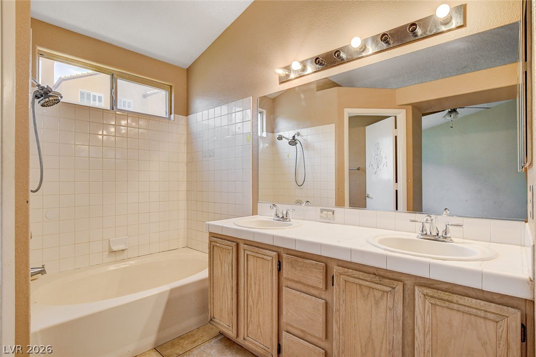811 Rio Poco Court Property Photo 29