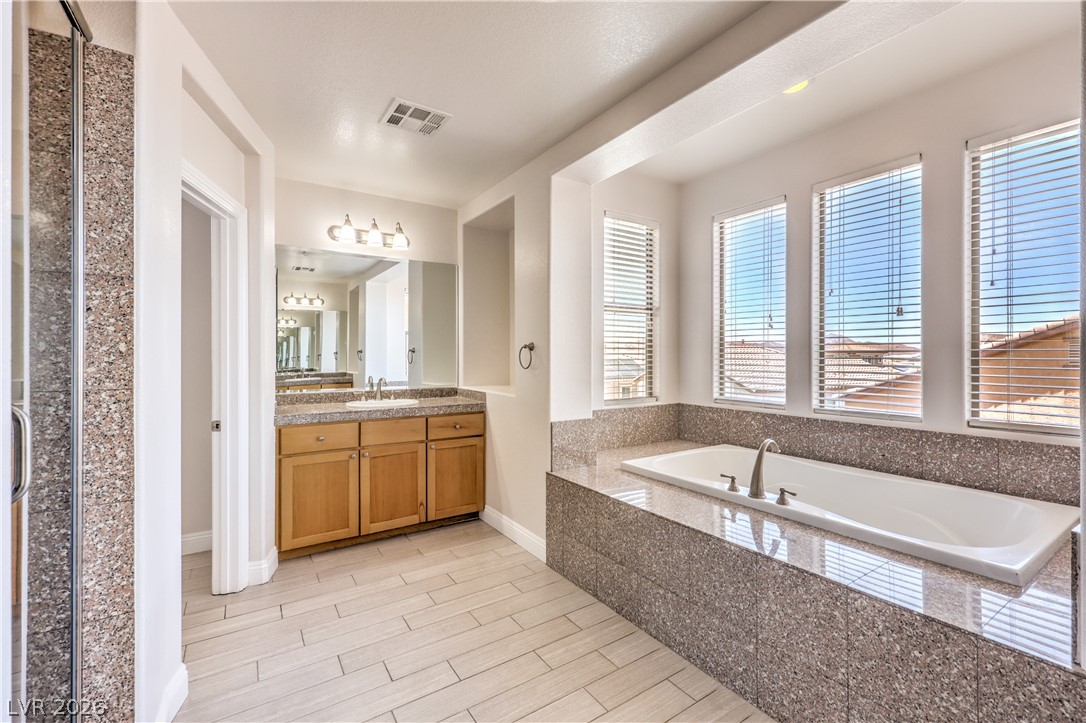 1044 Via Saint Lucia Place Property Photo 28