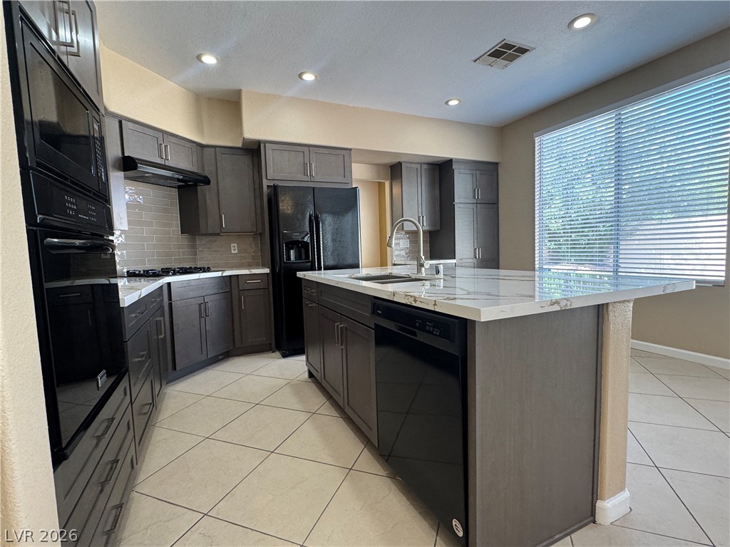 816 Canterbury Cross Place Property Photo 10