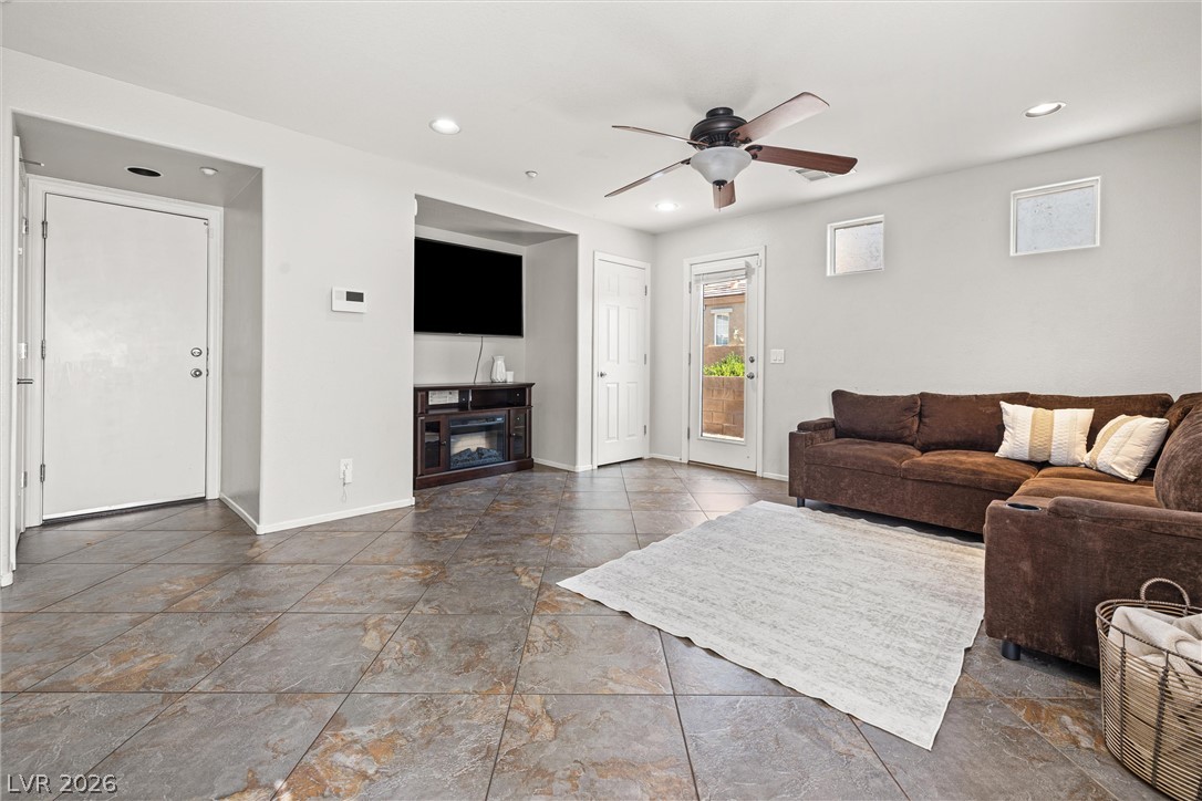 9156 Point Lace Court Property Photo 7