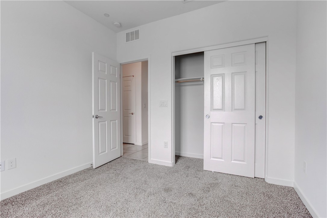 929 Kyanite Lane Property Photo 17