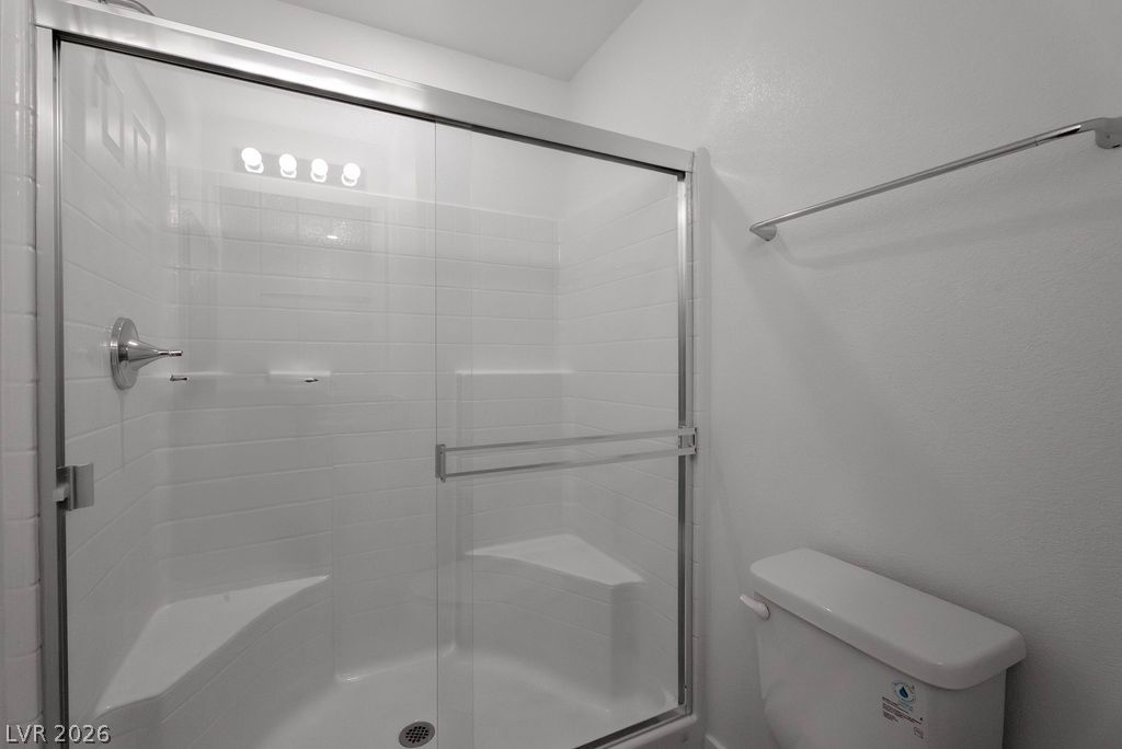 902 Bronzite Street Property Photo 8