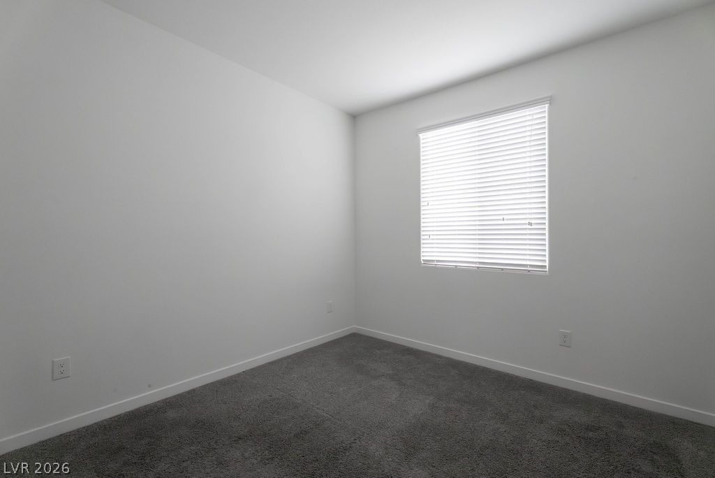 902 Bronzite Street Property Photo 30