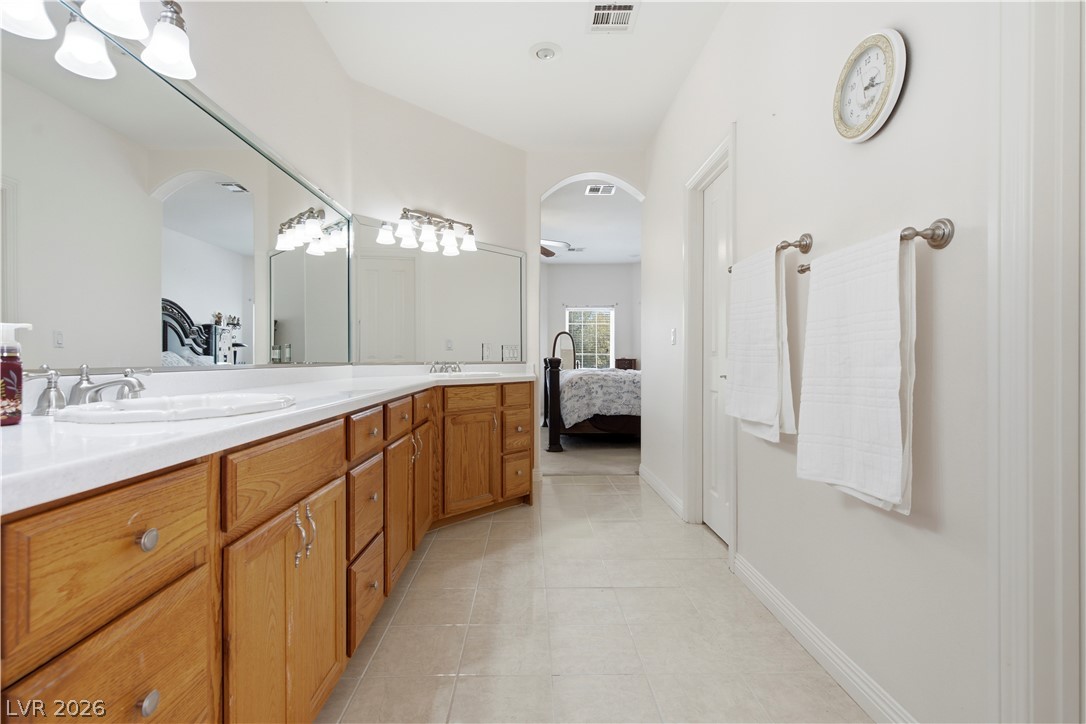 348 East Torino Avenue Property Photo 23