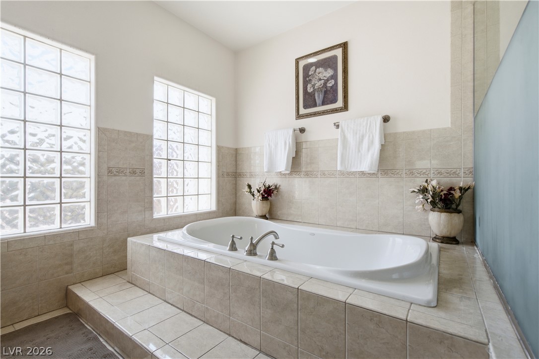 348 East Torino Avenue Property Photo 25