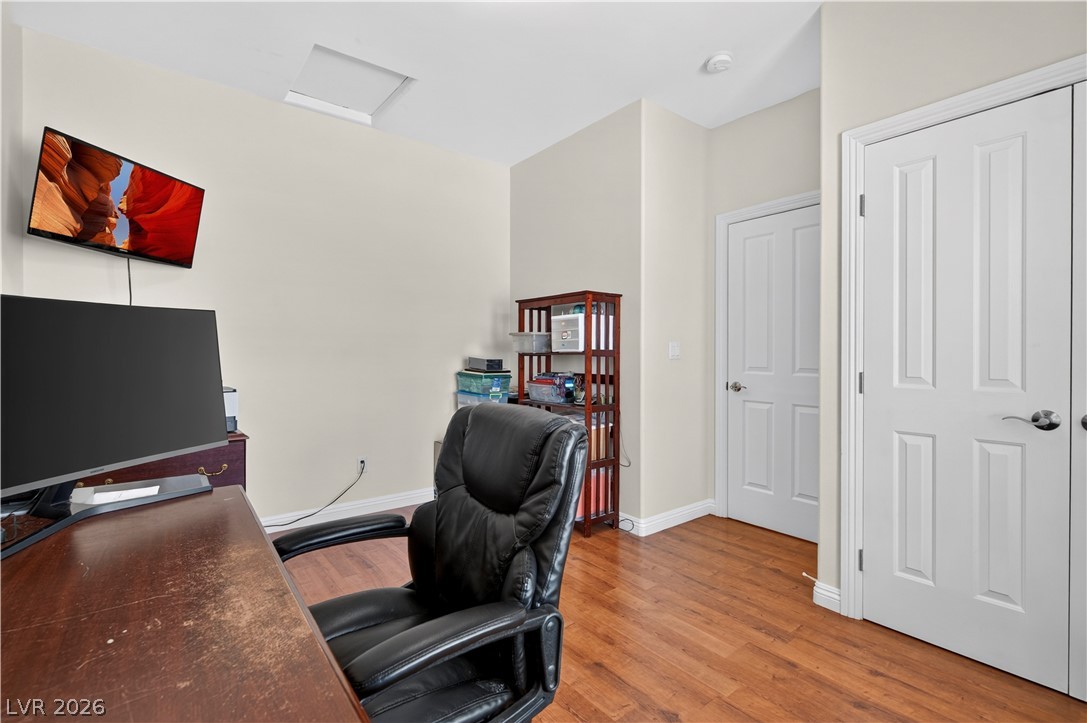 348 East Torino Avenue Property Photo 34