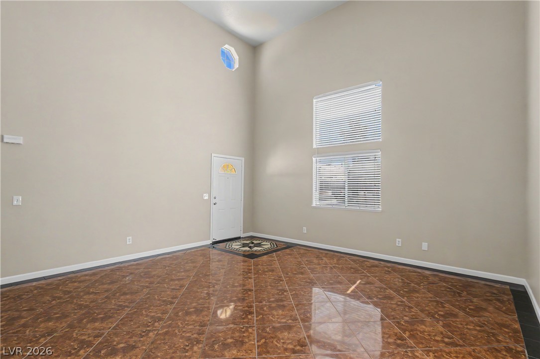 7420 Hickory Hills Drive Property Photo 5