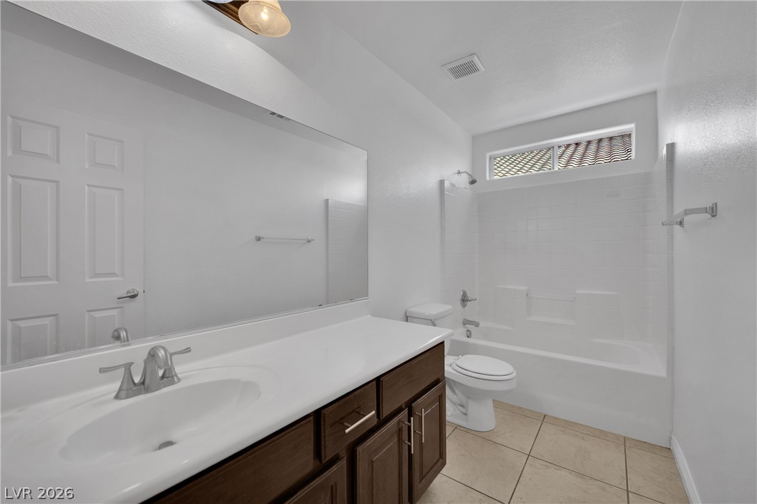 8954 Frasure Falls Avenue Property Photo 17