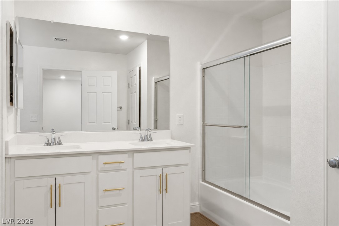 9570 Bursill Street Property Photo 18