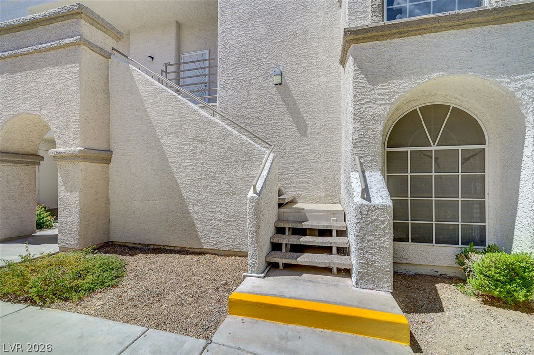 3150 Soft Breezes Drive 2053 Property Photo 2